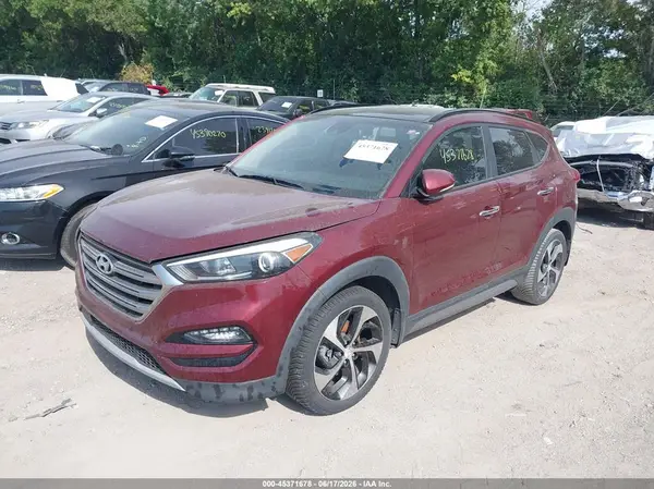 KM8J3CA20HU277504 2017 HYUNDAI TUCSON - Image 2