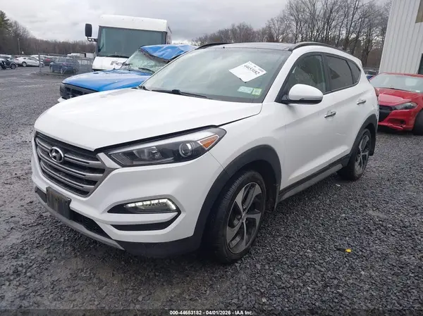 KM8J3CA20HU280175 2017 HYUNDAI TUCSON - Image 2
