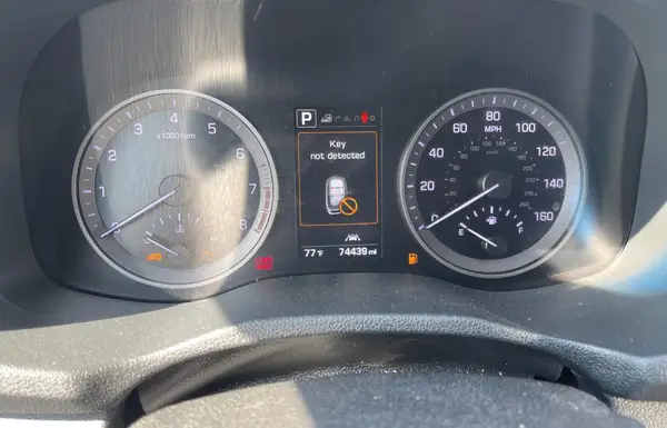 KM8J3CA20HU280290 2017 HYUNDAI TUCSON - Image 8