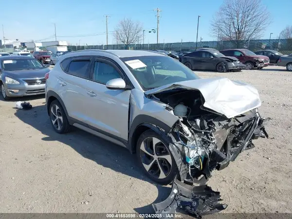 KM8J3CA20HU294092 2017 HYUNDAI TUCSON - Image 1