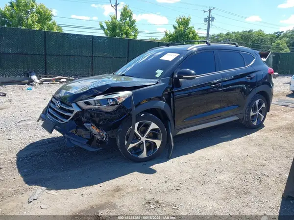 KM8J3CA20HU301042 2017 HYUNDAI TUCSON - Image 2