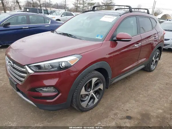 KM8J3CA20HU304295 2017 HYUNDAI TUCSON - Image 2