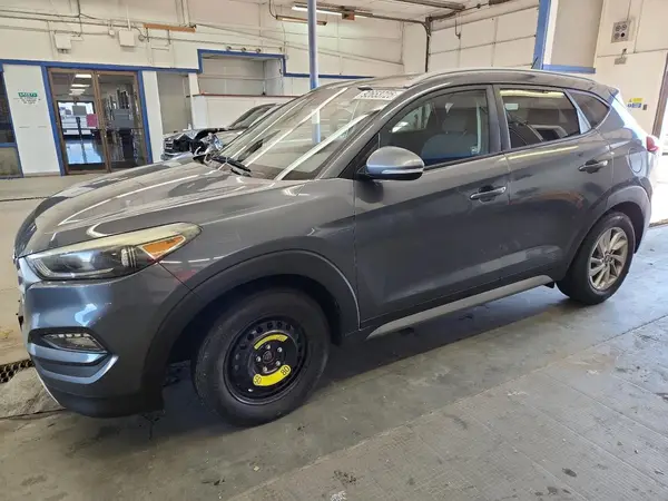 KM8J3CA20HU310369 2017 HYUNDAI TUCSON - Image 1