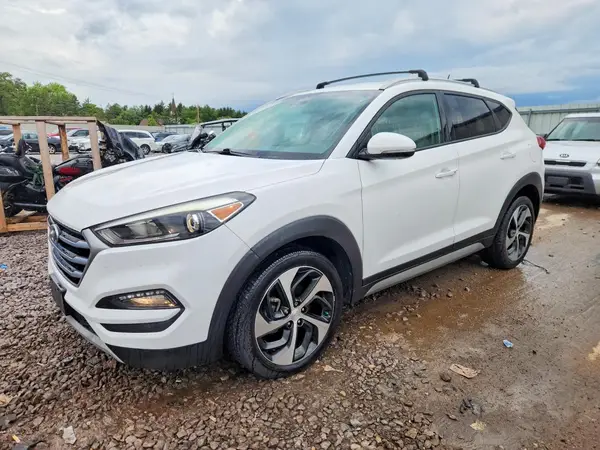KM8J3CA20HU311036 2017 HYUNDAI TUCSON - Image 1