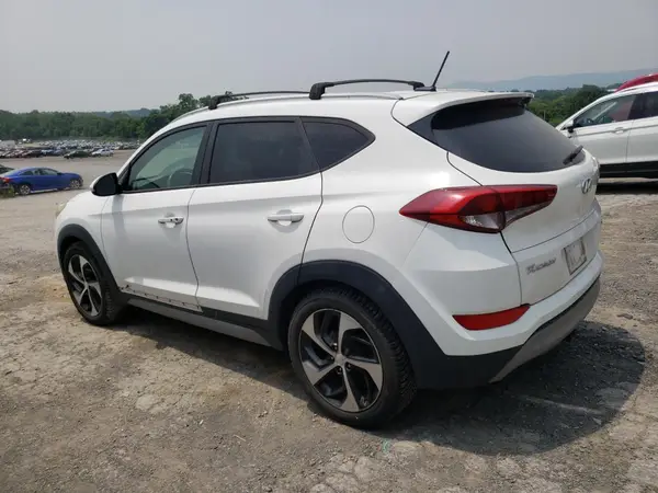 KM8J3CA20HU313644 2017 HYUNDAI TUCSON - Image 2