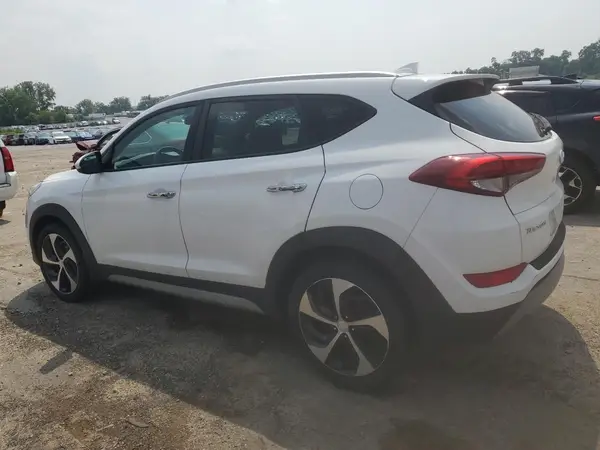 KM8J3CA20HU313742 2017 HYUNDAI TUCSON - Image 2