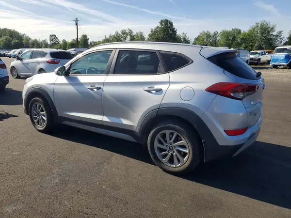 KM8J3CA20HU337345 2017 HYUNDAI TUCSON - Image 2