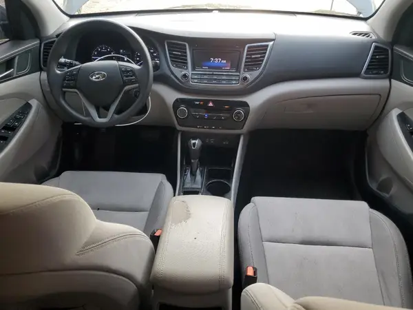 KM8J3CA20HU341914 2017 HYUNDAI TUCSON - Image 8