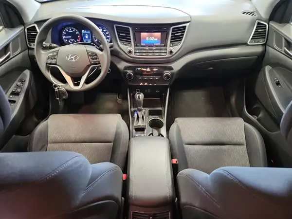 KM8J3CA20HU347731 2017 HYUNDAI TUCSON - Image 8