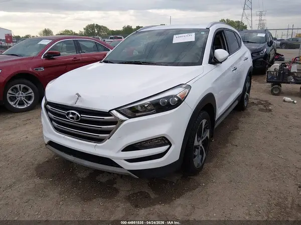 KM8J3CA20HU376503 2017 HYUNDAI TUCSON - Image 2