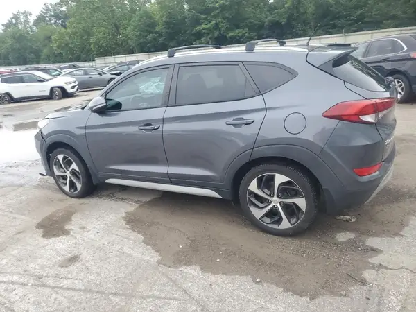 KM8J3CA20HU384441 2017 HYUNDAI TUCSON - Image 2