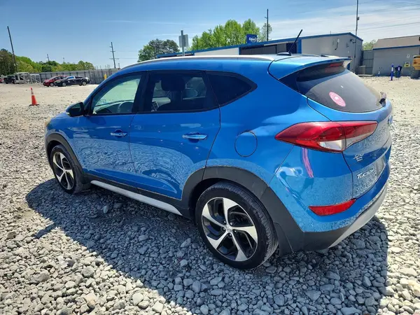KM8J3CA20HU396279 2017 HYUNDAI TUCSON - Image 2