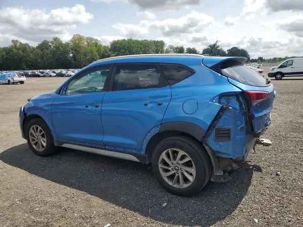 KM8J3CA20HU396539 2017 HYUNDAI TUCSON - Image 2