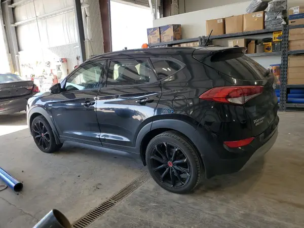 KM8J3CA20HU434853 2017 HYUNDAI TUCSON - Image 2