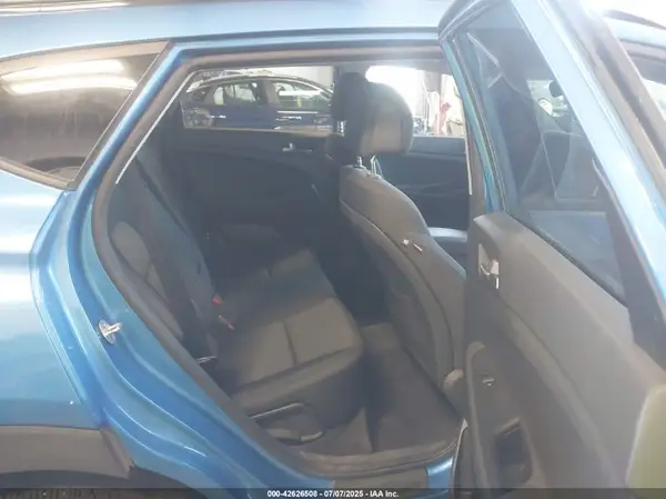 KM8J3CA20HU438532 2017 HYUNDAI TUCSON - Image 8