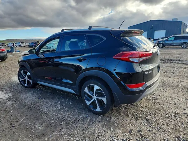 KM8J3CA20HU455895 2017 HYUNDAI TUCSON - Image 2
