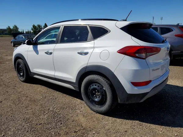 KM8J3CA20HU457789 2017 HYUNDAI TUCSON - Image 2