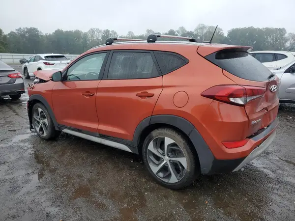 KM8J3CA20HU490582 2017 HYUNDAI TUCSON - Image 2