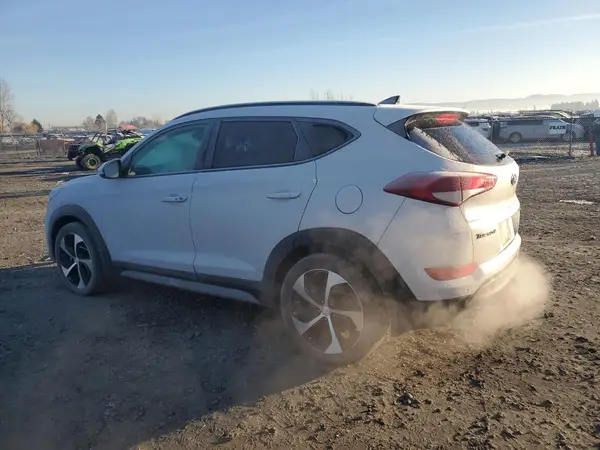 KM8J3CA20HU513567 2017 HYUNDAI TUCSON - Image 2