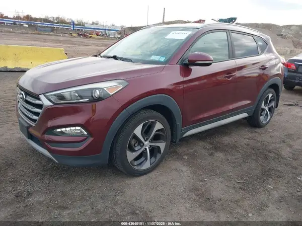 KM8J3CA20HU517358 2017 HYUNDAI TUCSON - Image 2
