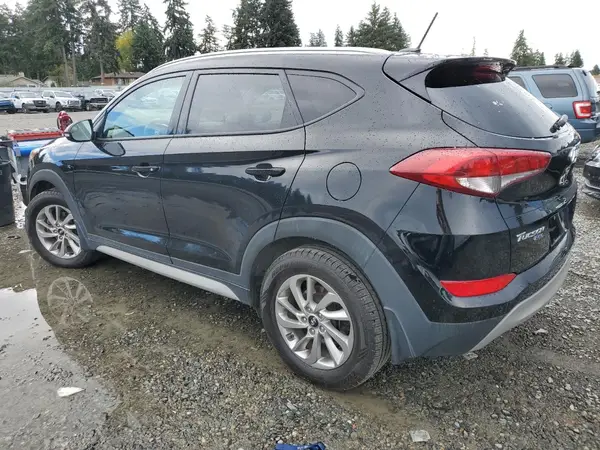 KM8J3CA20HU527629 2017 HYUNDAI TUCSON - Image 2