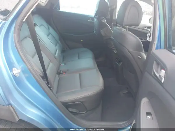 KM8J3CA20HU533981 2017 HYUNDAI TUCSON - Image 8