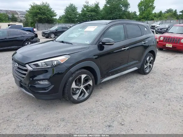 KM8J3CA20HU534919 2017 HYUNDAI TUCSON - Image 2