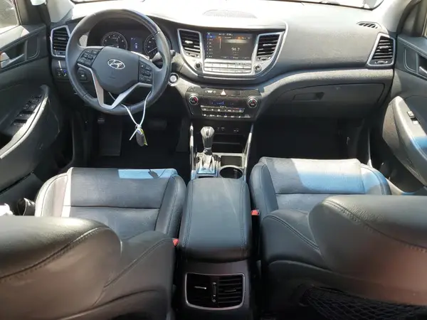 KM8J3CA20HU536850 2017 HYUNDAI TUCSON - Image 8