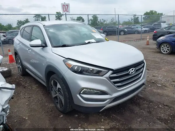 KM8J3CA20HU539067 2017 HYUNDAI TUCSON - Image 1