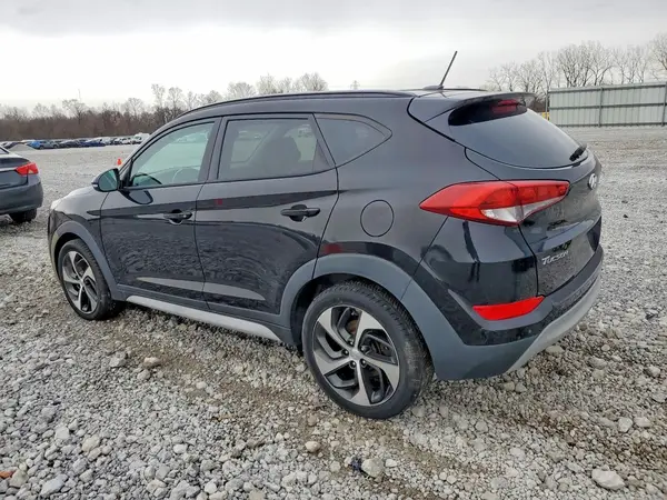 KM8J3CA20HU567788 2017 HYUNDAI TUCSON - Image 2