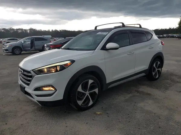 KM8J3CA20HU569914 2017 HYUNDAI TUCSON - Image 1