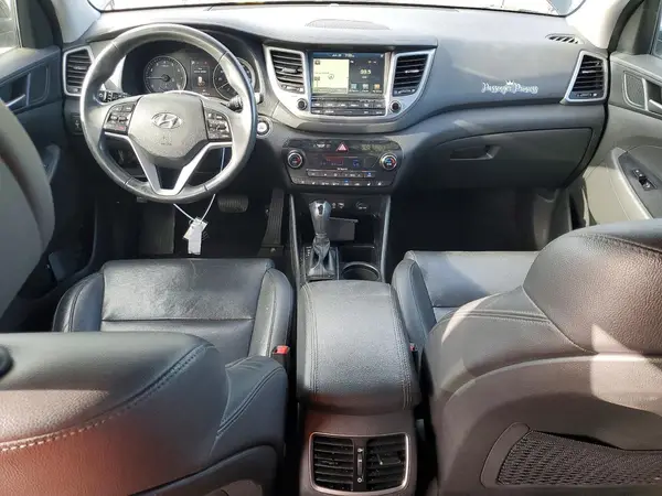KM8J3CA20HU598586 2017 HYUNDAI TUCSON - Image 8
