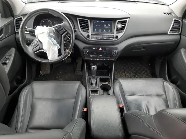 KM8J3CA20JU597489 2018 HYUNDAI TUCSON - Image 8