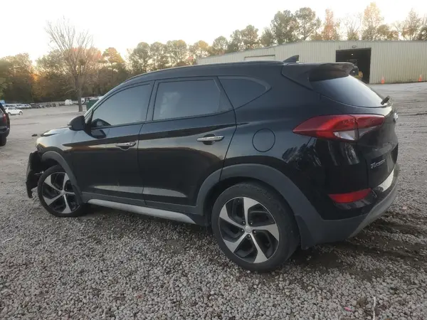 KM8J3CA20JU613142 2018 HYUNDAI TUCSON - Image 2