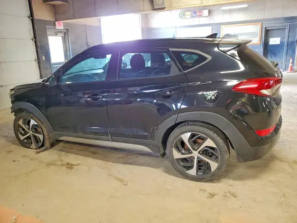 KM8J3CA20JU708834 2018 HYUNDAI TUCSON - Image 2