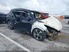 KM8J3CA20JU738139 2018 HYUNDAI TUCSON