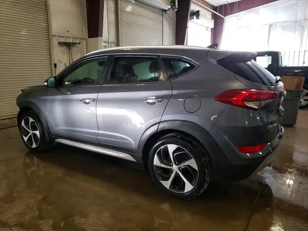 KM8J3CA20JU749285 2018 HYUNDAI TUCSON - Image 2