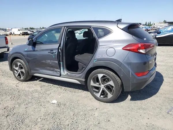 KM8J3CA20JU778026 2018 HYUNDAI TUCSON - Image 2
