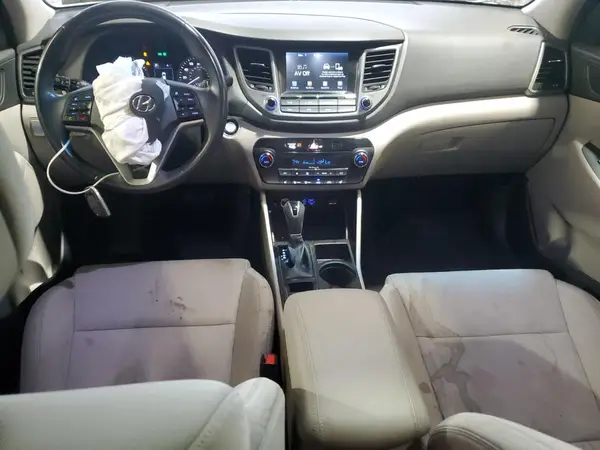KM8J3CA20JU802292 2018 HYUNDAI TUCSON - Image 8