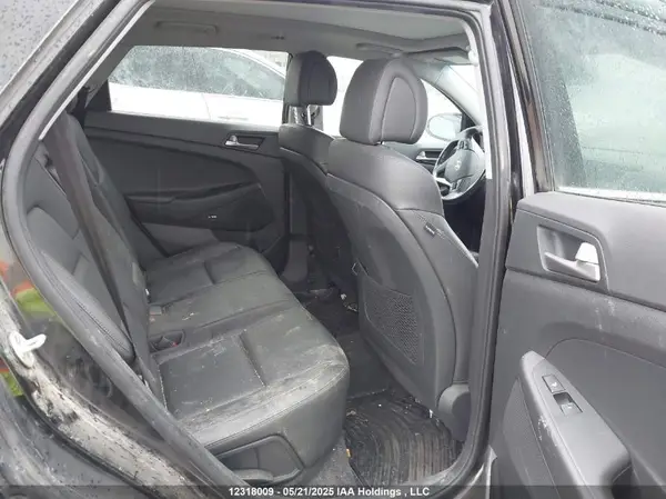 KM8J3CA20JU809260 2018 HYUNDAI TUCSON - Image 8
