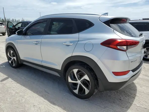 KM8J3CA20JU831727 2018 HYUNDAI TUCSON - Image 2