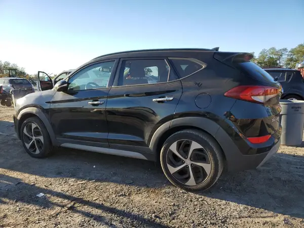 KM8J3CA20JU835096 2018 HYUNDAI TUCSON - Image 2