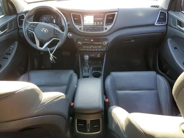 KM8J3CA20JU835096 2018 HYUNDAI TUCSON - Image 8