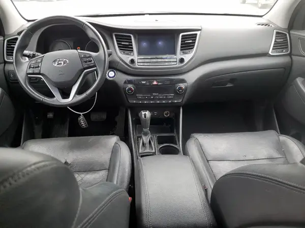 KM8J3CA21GU026277 2016 HYUNDAI TUCSON - Image 8