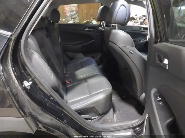 KM8J3CA21GU026747 2016 HYUNDAI TUCSON - Image 8