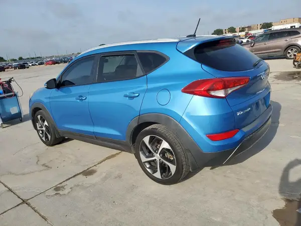 KM8J3CA21GU030278 2016 HYUNDAI TUCSON - Image 2