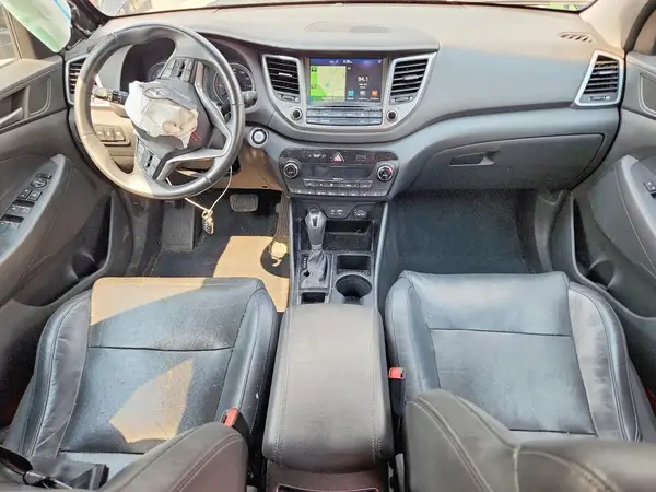 KM8J3CA21GU035139 2016 HYUNDAI TUCSON - Image 8