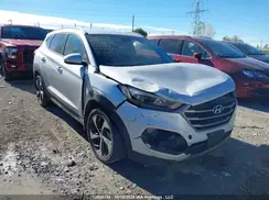 KM8J3CA21GU047193 2016 HYUNDAI TUCSON