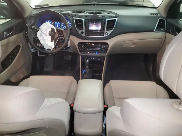 KM8J3CA21GU048764 2016 HYUNDAI TUCSON - Image 8