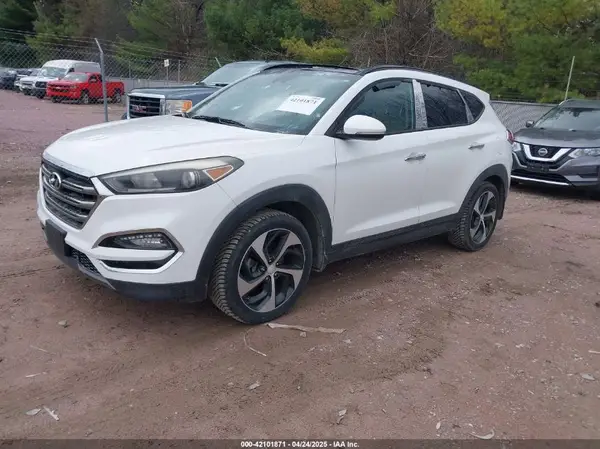 KM8J3CA21GU057819 2016 HYUNDAI TUCSON - Image 2